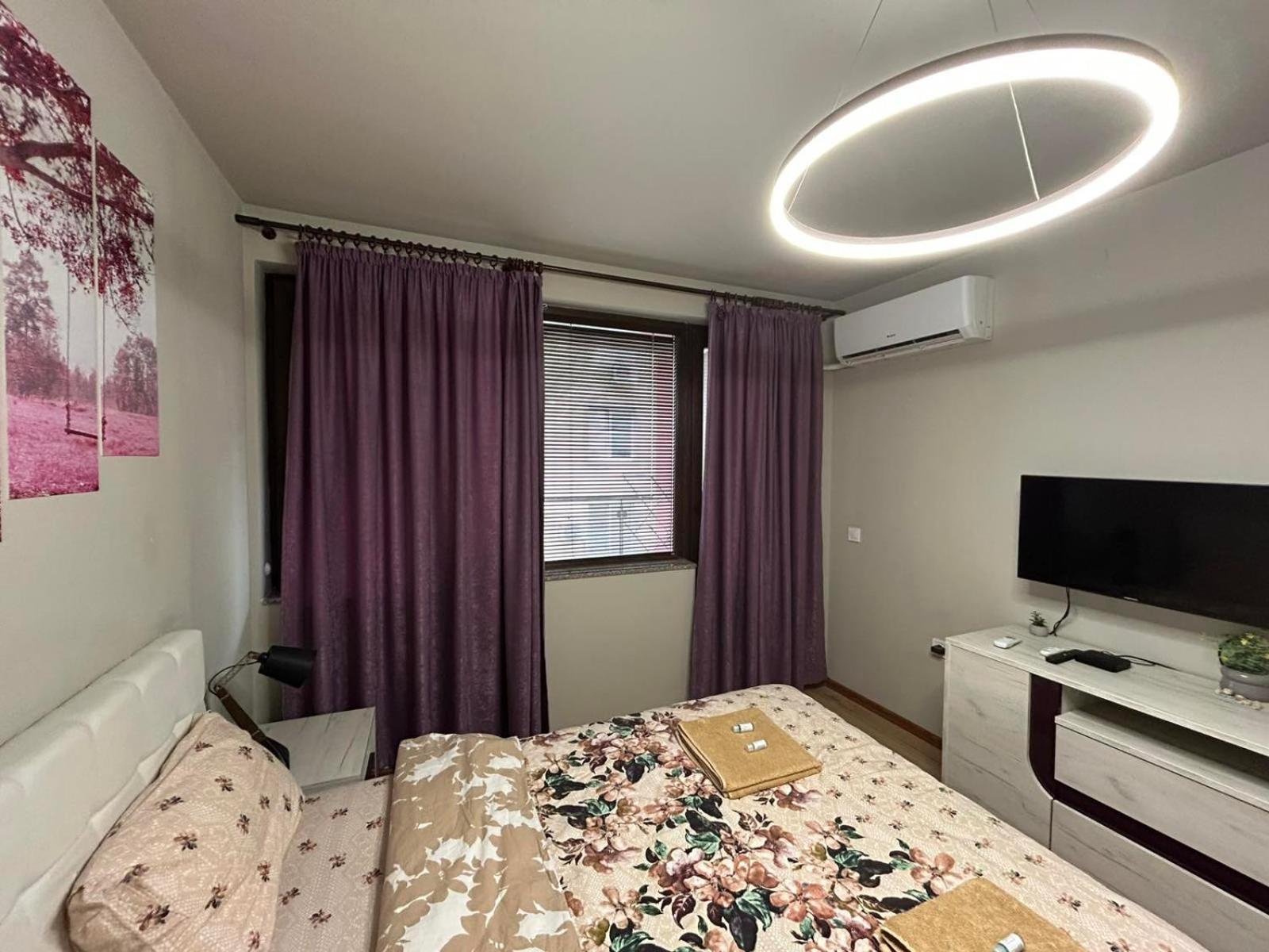 Top Center Retreat, Near Aubg Free Parking 布拉格埃夫格拉德 外观 照片